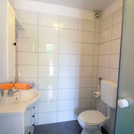 Apartment Dva Oriha Funtana Exterior photo