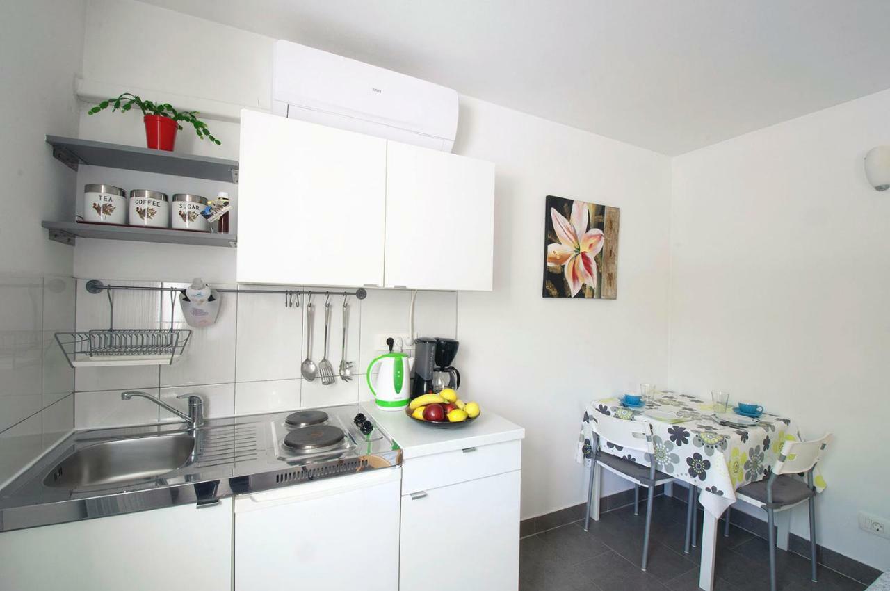 Dva Oriha Apartment *